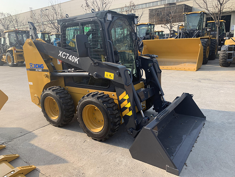 XCMG Official 1 Ton Mini Skid Steer Track Loader XC740K Price